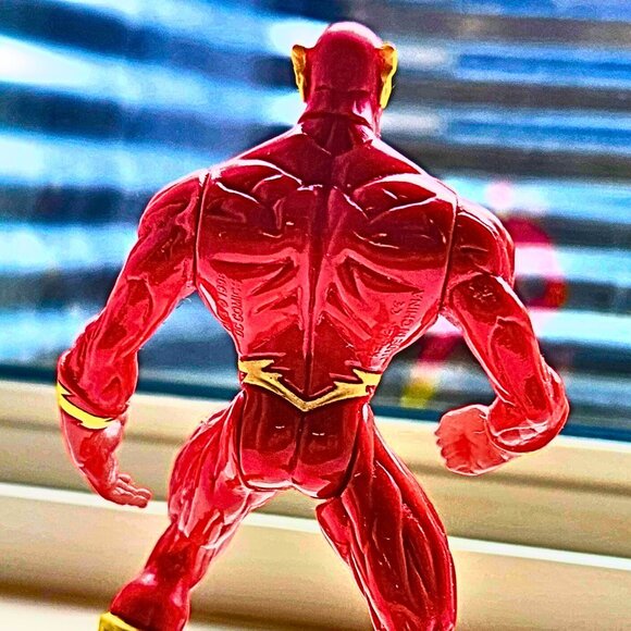 1996 Kenner Total Justice The Flash (Wally West) DC Comics 5 Inch Vintage Action - Picture 4 of 6